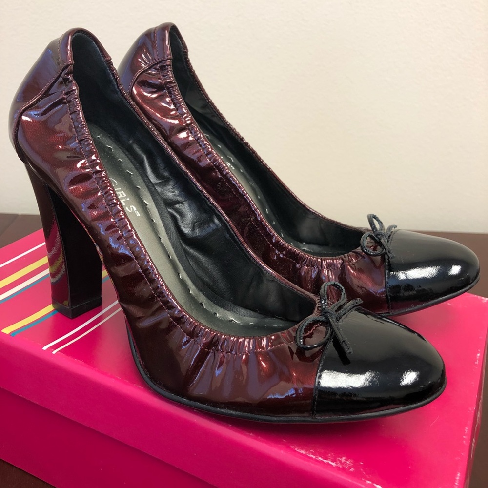 NWT BCBGirls Black/Wine Patent Leather Pumps Heels